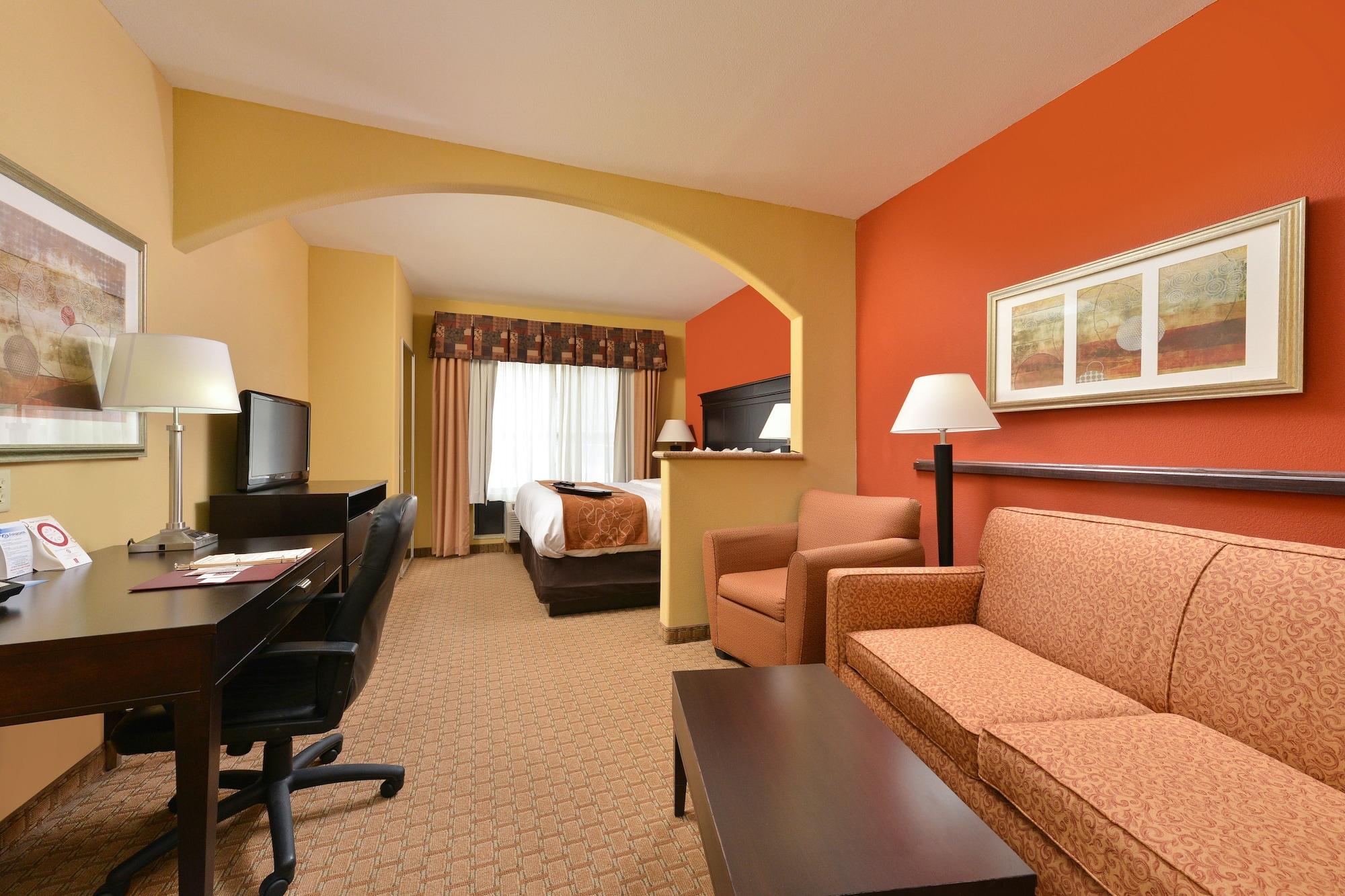 Comfort Suites Salina South Экстерьер фото